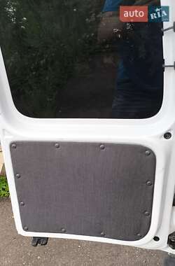 Минивэн Volkswagen Caddy 2012 в 