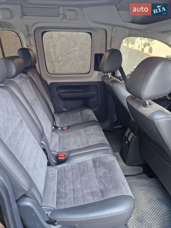 Минивэн Volkswagen Caddy 2013 в Виноградове