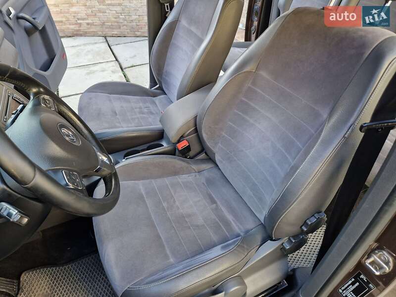 Минивэн Volkswagen Caddy 2013 в Виноградове
