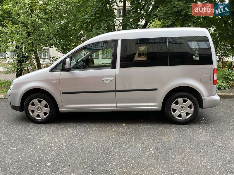 Минивэн Volkswagen Caddy 2010 в Тернополе