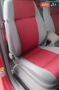 Минивэн Volkswagen Caddy 2008 в 