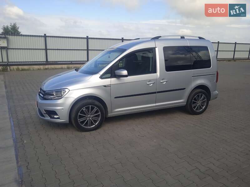 Минивэн Volkswagen Caddy 2016 в 