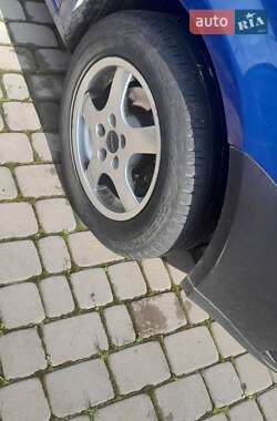 Минивэн Volkswagen Caddy 2009 в 