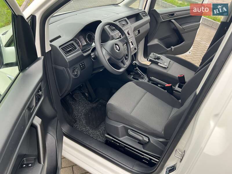 Грузовой фургон Volkswagen Caddy 2020 в Львове