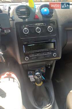 Мінівен Volkswagen Caddy 2012 в 