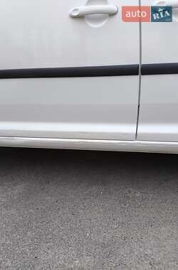 Минивэн Volkswagen Caddy 2012 в 