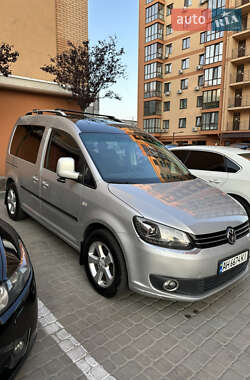 Мінівен Volkswagen Caddy 2011 в 