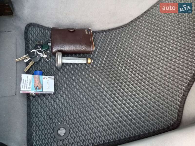 Мінівен Volkswagen Caddy 2006 в Чернівцях
