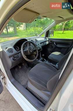 Грузовой фургон Volkswagen Caddy 2011 в 