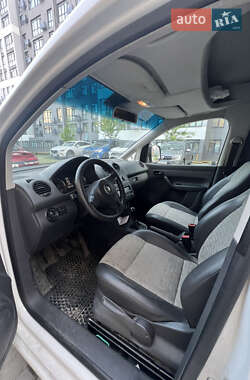 Грузовой фургон Volkswagen Caddy 2011 в 