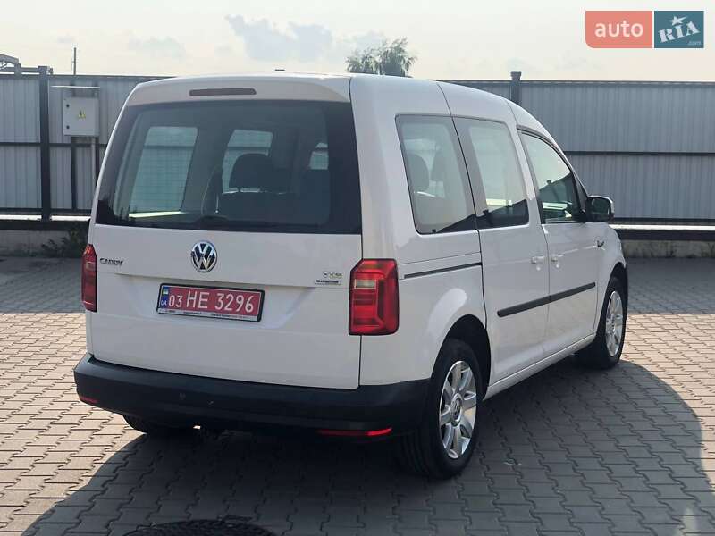 Минивэн Volkswagen Caddy 2016 в Луцке