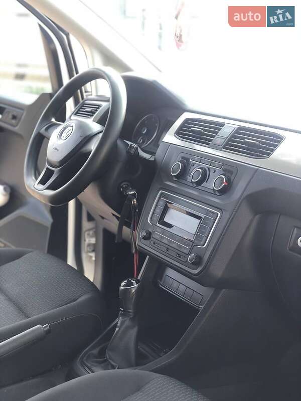 Минивэн Volkswagen Caddy 2016 в Луцке