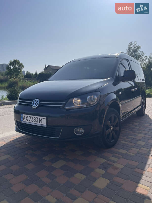 Минивэн Volkswagen Caddy 2012 в Харькове