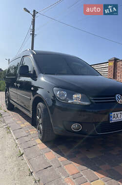 Минивэн Volkswagen Caddy 2012 в 