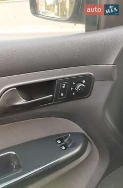 Минивэн Volkswagen Caddy 2011 в 