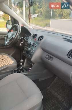Минивэн Volkswagen Caddy 2011 в 