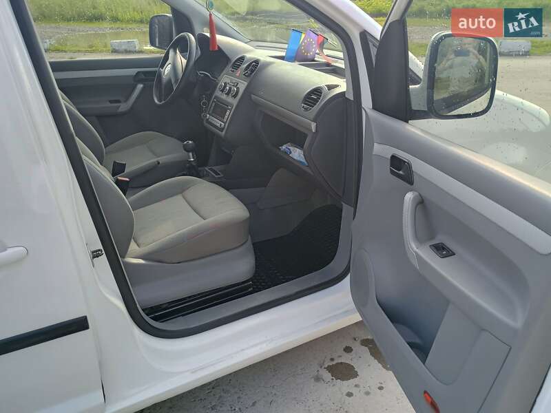 Мінівен Volkswagen Caddy 2004 в Жидачові