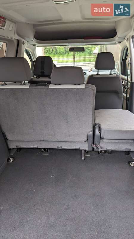 Мінівен Volkswagen Caddy 2013 в Ківерцях
