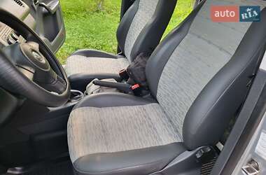 Минивэн Volkswagen Caddy 2011 в 
