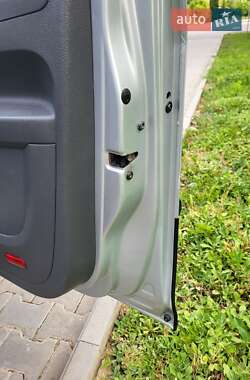 Минивэн Volkswagen Caddy 2011 в 