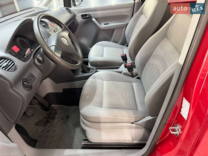 Мінівен Volkswagen Caddy 2008 в Києві