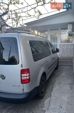 Минивэн Volkswagen Caddy 2011 в 