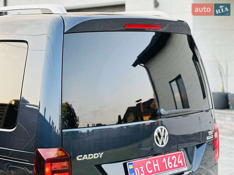 Мінівен Volkswagen Caddy 2015 в Луцьку