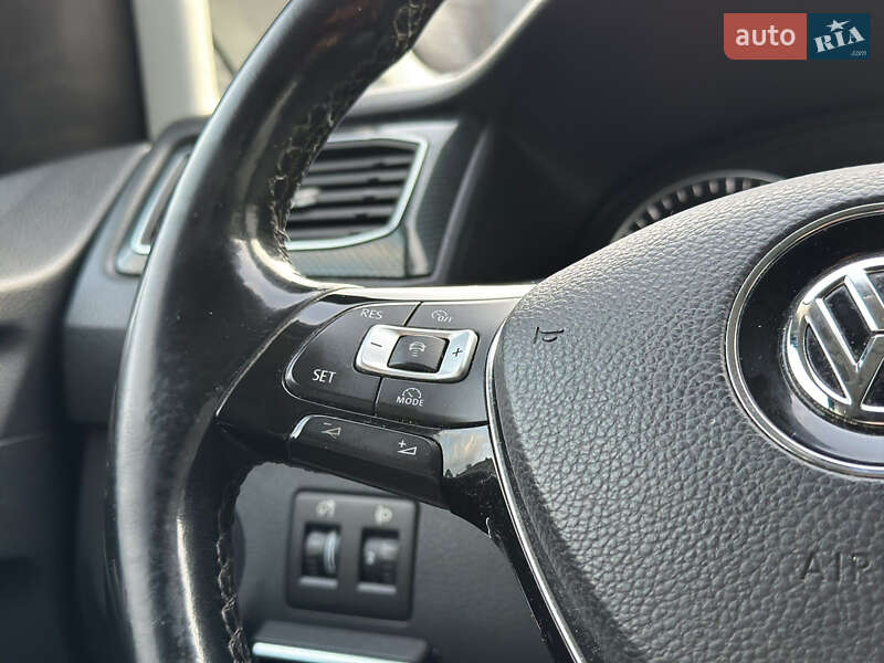 Мінівен Volkswagen Caddy 2015 в Луцьку