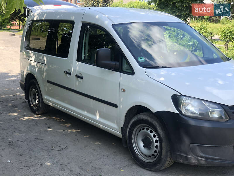 Минивэн Volkswagen Caddy 2012 в Львове