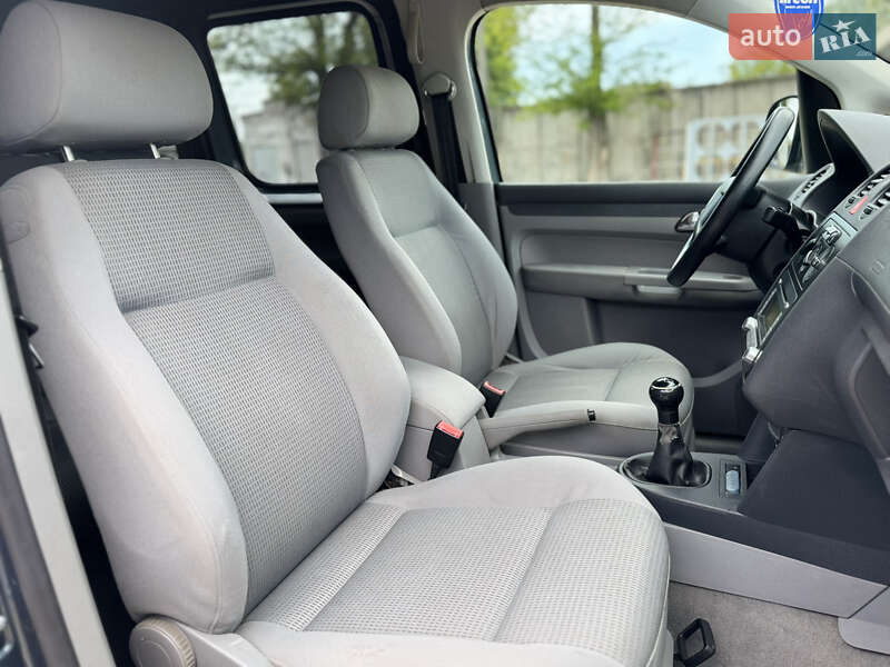 Минивэн Volkswagen Caddy 2005 в Лубнах