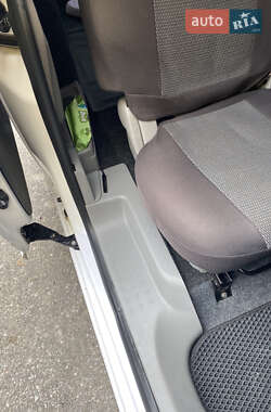 Минивэн Volkswagen Caddy 2008 в 