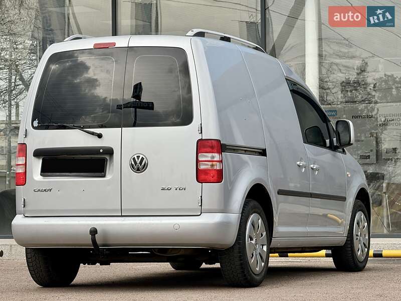 Грузовой фургон Volkswagen Caddy 2016 в Одессе