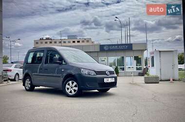 Минивэн Volkswagen Caddy 2011 в Киеве