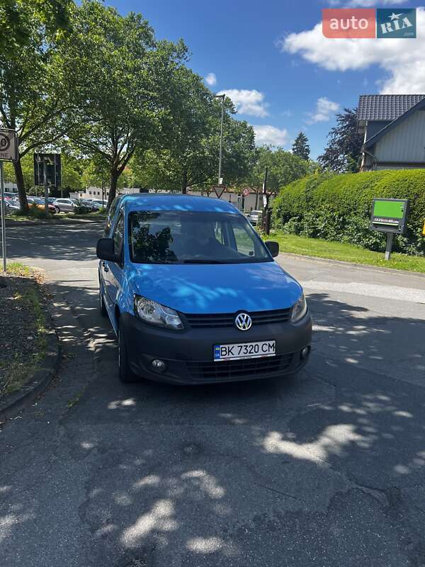 Минивэн Volkswagen Caddy 2011 в 