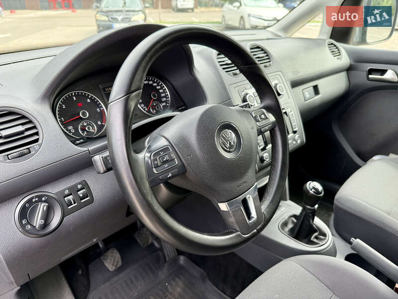 Минивэн Volkswagen Caddy 2014 в Луцке