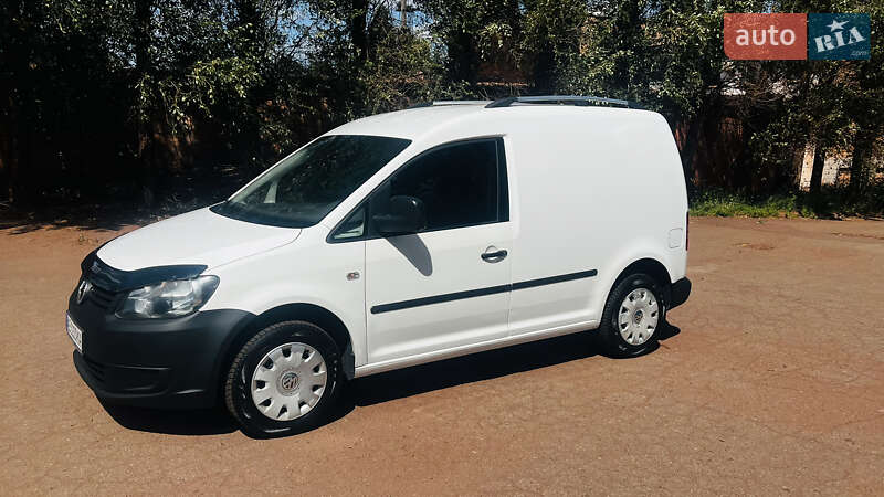 Volkswagen Caddy 2011