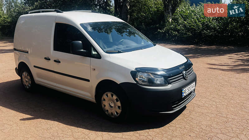 Грузопассажирский фургон Volkswagen Caddy 2011 в Кривом Роге