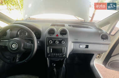 Грузопассажирский фургон Volkswagen Caddy 2011 в 