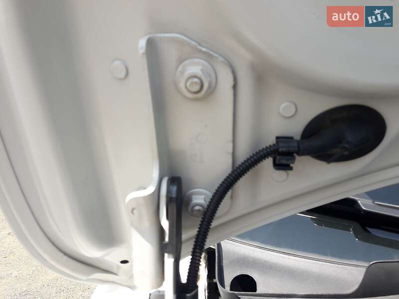 Минивэн Volkswagen Caddy 2013 в Костополе фото 45 Минивэн Volkswagen Caddy 2013 в Костополе