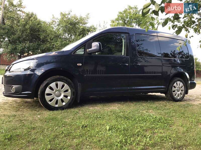 Минивэн Volkswagen Caddy 2013 в Богородчанах