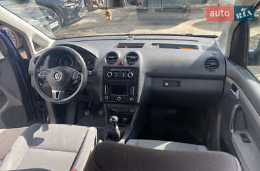 Минивэн Volkswagen Caddy 2011 в 