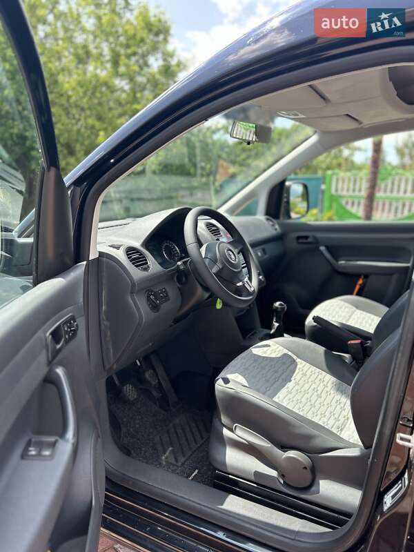 Мінівен Volkswagen Caddy 2012 в Києві