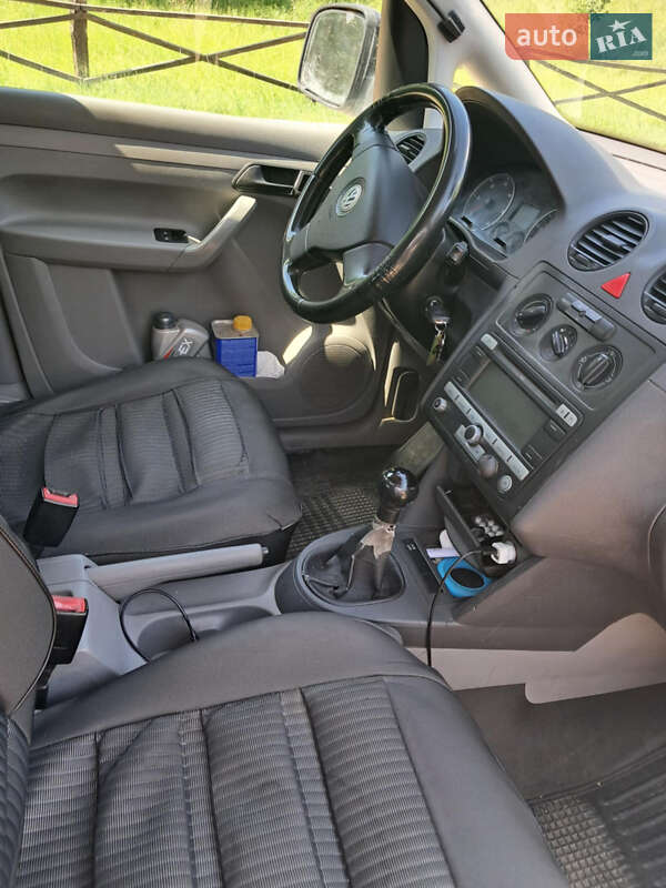 Мінівен Volkswagen Caddy 2007 в Чернівцях