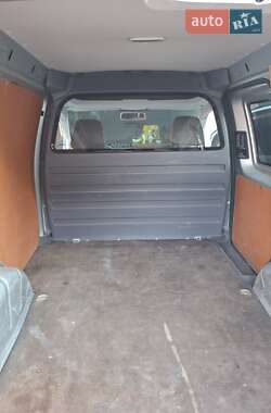 Грузовой фургон Volkswagen Caddy 2011 в 