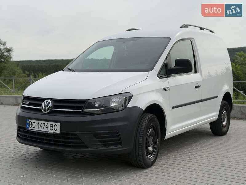 Вантажний фургон Volkswagen Caddy 2015 в Теребовлі