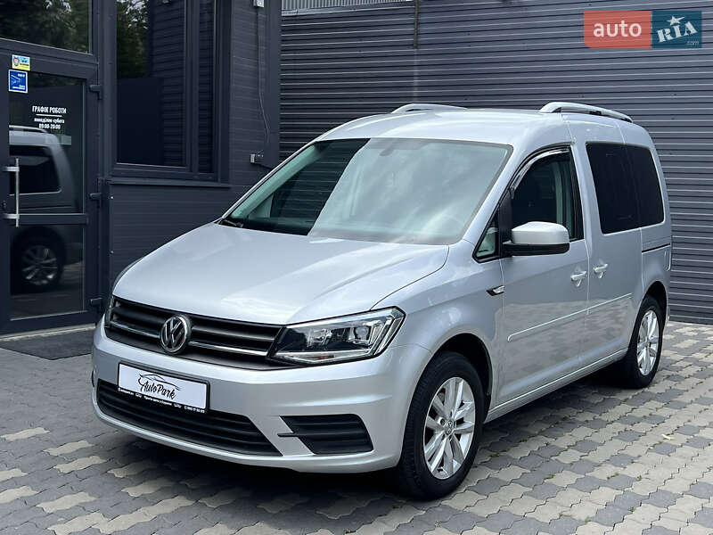 Минивэн Volkswagen Caddy 2017 в Черновцах