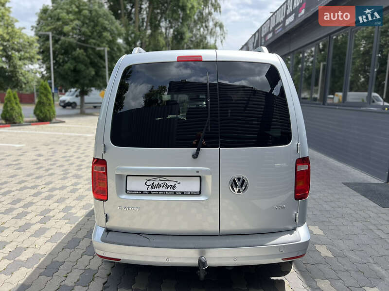 Минивэн Volkswagen Caddy 2017 в Черновцах