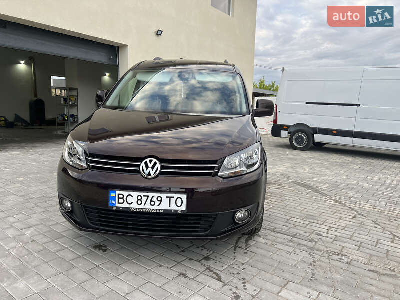 Минивэн Volkswagen Caddy 2010 в Львове