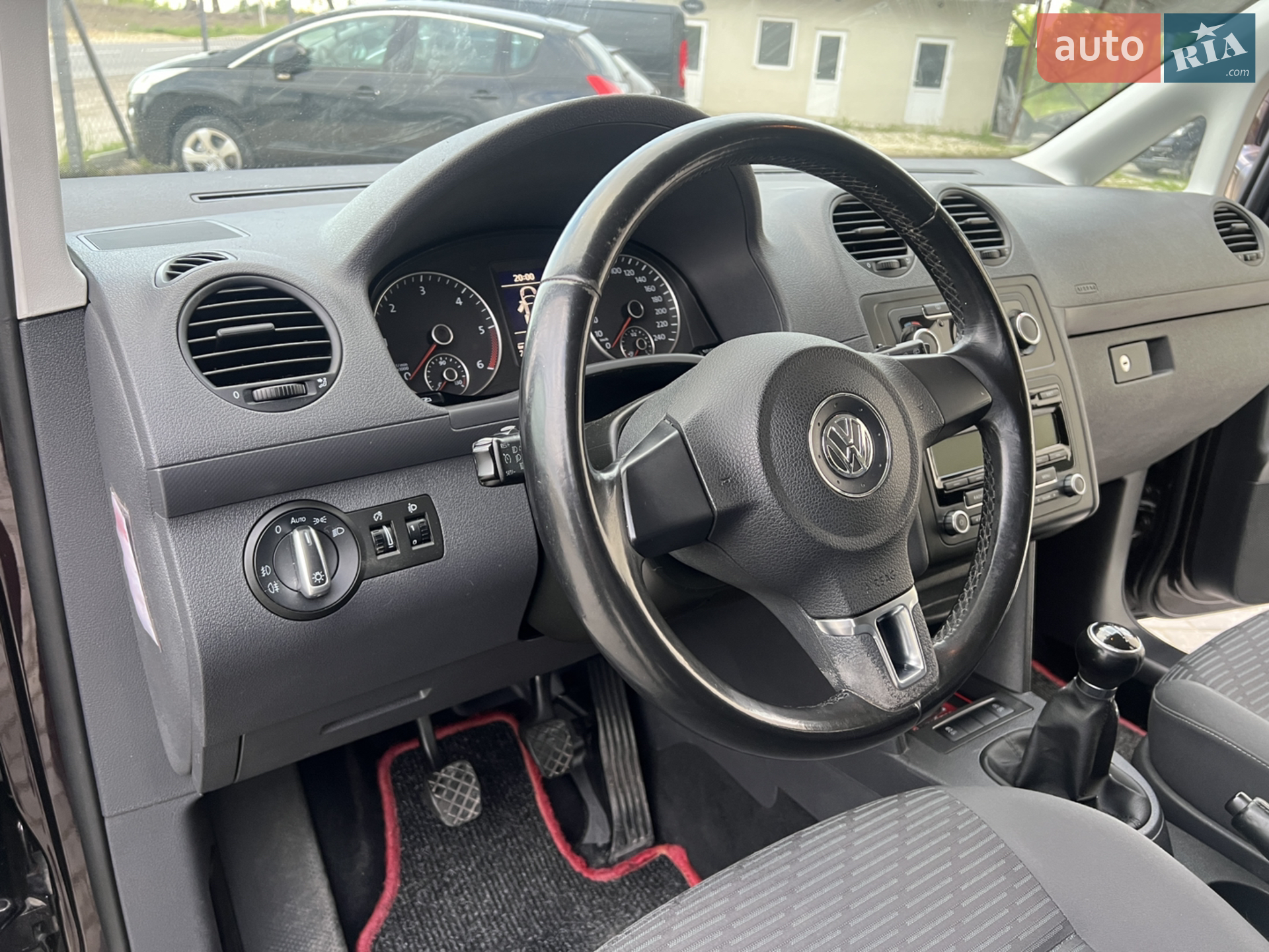 2010 Volkswagen Caddy - мініатюра 41