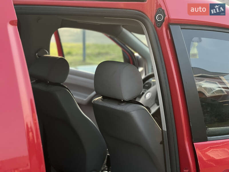 Минивэн Volkswagen Caddy 2007 в Лубнах